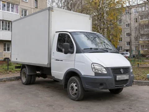 Грузовой автомобиль — перевозчик Грузоперевозки по Кирову и межгороду, Киров